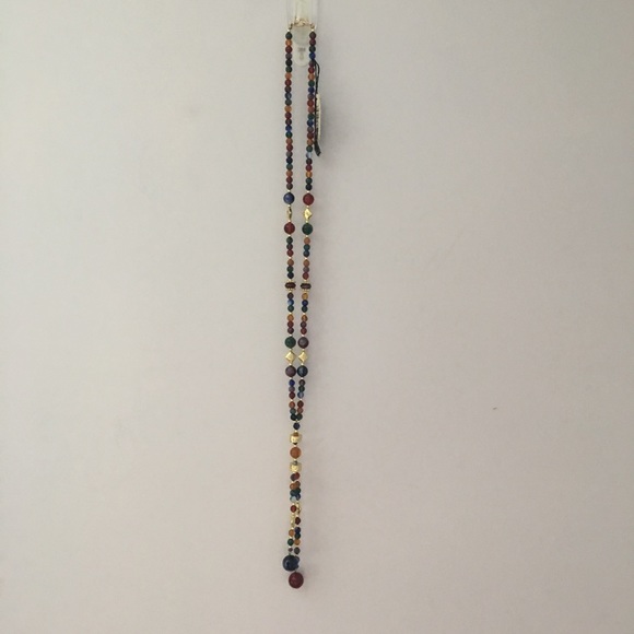 Lucite beaded necklace with goldtone accents - Picture 3 of 5